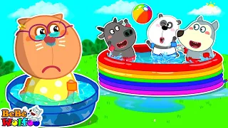 BebeWolfoo | ¡No te sientas celosa, Kat! | Juguemos en la piscina con amigos | Video Para Niños