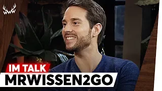 Merkel-Interview, Umgang mit Kritik, nervige Fans uvm. | MrWissen2Go im Talk