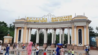Центральный парк отдыха город Алматы 2022 г. Зоопарк, карусели, игровые площадки.