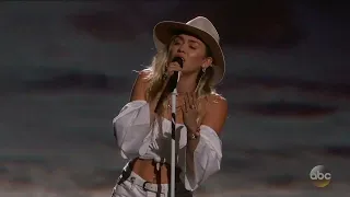 Miley Cyrus - Malibu (Live on Billboard Music Awards 2017)