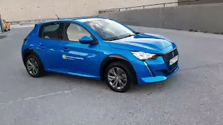 Test drive with Peugeot e 208