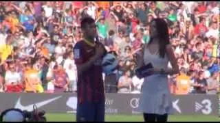 Neymar apresenta-se pela primeira vez em Camp Nou