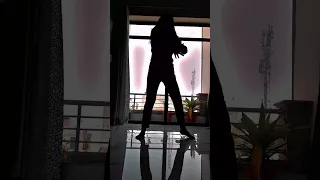 Dance🕺 cover 💃|| Saude Bazi -Aakrosh || Nyra aarovi 💝  #shadow #dance