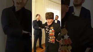 98 лет Ветерану Великой Отечественной войны Ибрагим-Паше Садыкову