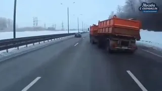 ДТП на трассе ( канал "Москва с огоньком")