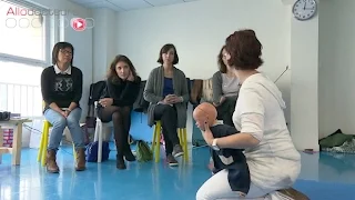 Former les parents aux gestes de premiers secours - Le Magazine de la santé