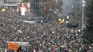 Thousands pack anti-racism concert in Germany's Chemnitz