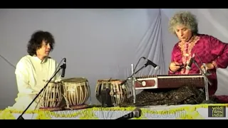 Pandit Shiv Kumar Sharma and Zakir Hussain sharing same stage