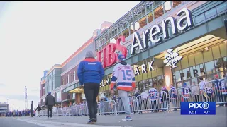 Islanders fans celebrate UBS Arena opening during first home game