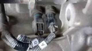 How to replace gearbox 4x4 transfer box switches on Nissan Navara D40