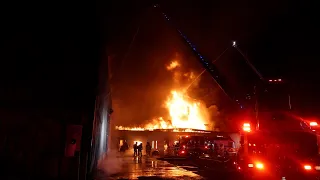 Jacksonville Fire Rescue Department  responds to gymnasium commercial building fire on westside