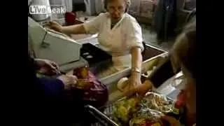 Soviet Grocery Store in 1986   This is what Communism looks like !