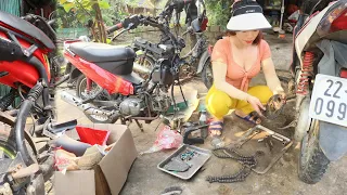 Repair, replace broken Honda motorcycle chain sprockets. Rescue broken motorbikes in the forest