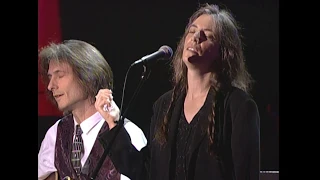 Patti Smith & Lenny Kaye - "Pale Blue Eyes" | 1996 Induction