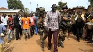 Centrafrique: les Français lancent le désarmement des milices