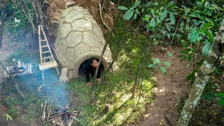 Girl Living Off Grid Built The Most Creative Underground House by Ancient Skills, Girl The Builder