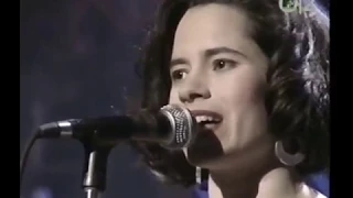 10,000 Maniacs with Michael Stipe - To Sir With Love