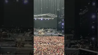 bruce springsteen falls on stage in amsterdam