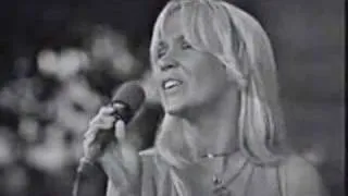 QUEEN AGNETHA of ABBA - "Dom har glömt"