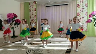 Танец для детей 6-7 лет "Чика рика"