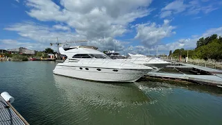 FAIRLINE PHANTOM 42 FLYBRIDGE