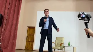 Актер Игорь Петренко в Саратовской области встретился с жителями Донбасса