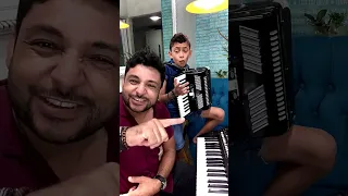 É disso que o velho gosta com Alejandro Rodrigues E seu pai leãozinho do forró cover