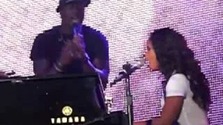 ALICIA KEYS AHOY '08 WITH JERMAINE PAUL