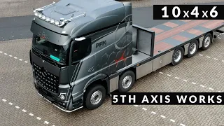 Mercedes AROCS 10x4x6! Werkzaamheden aan de gestuurde, hefbare naloopas.