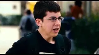 Supersalidos - McLovin y su carnet falso