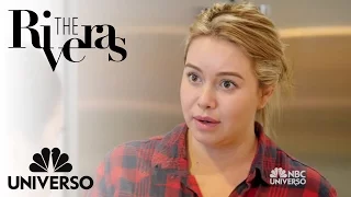 After years Chiquis finally speaks to her Dad | The Riveras | Universo