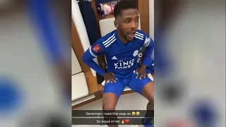 Who cut soap for Seniorman 🤔  #Iheanacho #Ndidi #FACup  #LCFC #Nigeria