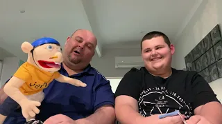 Unboxing the Replica Jeffy Puppet from SML Merch