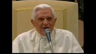 Benedetto XVI risponde "a braccio" ai bambini dell'Opera per l'Infanzia Missionaria