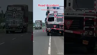 Pondychery to Ladakh road accident￼