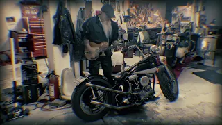 Seasick Steve - Backbone Slip (Official Video)