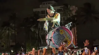 Twenty One Pilots - Josh Dun crowd surfing drum solo - Audacy Beach Festival 2021