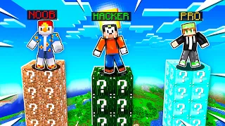 ¡SOBREVIVE a las TORRES MÁS ALTA de LUCKY BLOCK! 😱❓ NOOB vs PRO vs HACKER 😂 MINECRAFT con Kplay