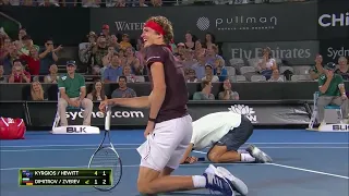 Zverev doesn't want to hit Kyrgios again and MISSES EASY SHOT!