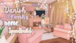 ೃ⁀➷ Danish family home speedbuild! | Roblox Bloxburg | iXyliaiix