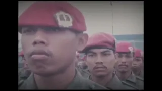 Hell March : Indonesian Military Parade - Soekarno and Soeharto Era