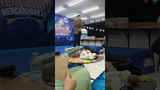 Hikmattullah JUARA 1 LOMBA Indomaret mencari bakat (pelaminan kelabu )