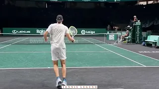 Jan-Lennard Struff crushing the ball (Davis Cup Finals Practice 2022)