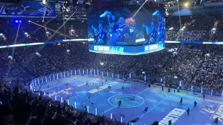 The Vancouver Canucks bring back U2 Intro!