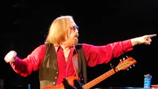 Tom Petty and the Heartbreakers.....Don't Come Around Here No More.....7/18/17.....Clarkston