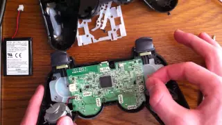 Démontage manette PS3