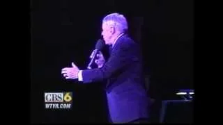 Frank Sinatra collapses on stage in Richmond