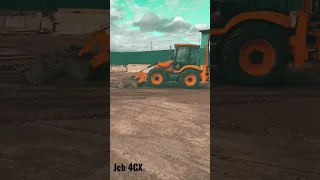 Jcb 4CX планировка участка с помощью Экскаватора-погрузчика. Навесное оборудование: гидробур