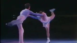 Elena Valova and Oleg Vasiliev - 1987 Champions On Ice EX2