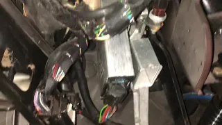 Inside the Mercedes Seat Belt/Headlamp Buzzer on a W126
